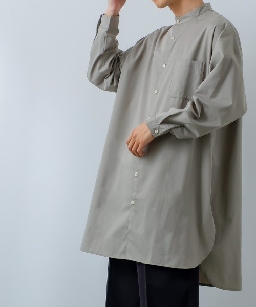improves(インプローブス)の「【improves】ロング丈 オーバーサイズ バンドカラー 長袖シャツ(シャツ/ブラウス・メンズ・ホワイト/ブラック/グレイッシュベージュ/ダークブラウン・LARGE/MEDIUM)」の7枚目の写真