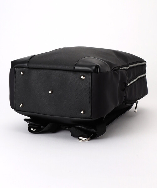 COMME CA ISM（コムサイズム）の「サフィアーノ型押し バッグパック（バックパック/リュック・メンズ・ブラック・FREE）」の4枚目の写真
