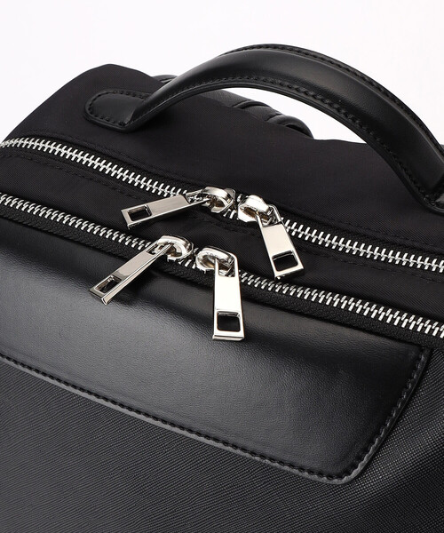 COMME CA ISM（コムサイズム）の「サフィアーノ型押し バッグパック（バックパック/リュック・メンズ・ブラック・FREE）」の5枚目の写真