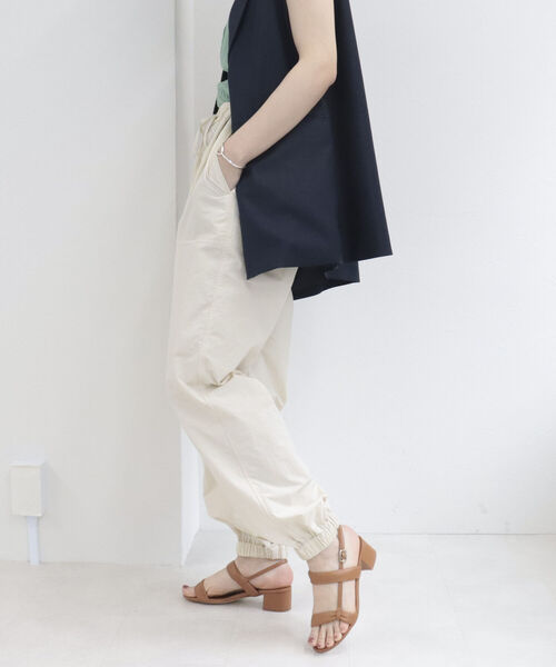 fredy repit（フレディレピ）の「ナイロンジョガーパンツ（その他パンツ・レディース・オリーブ/ブルー/アイボリー・38）」の7枚目の写真