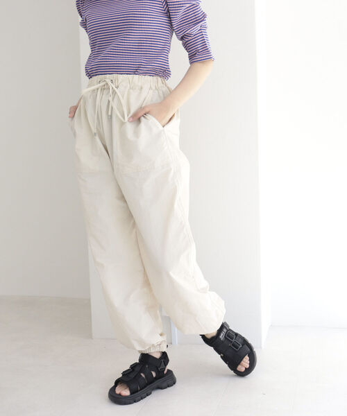 fredy repit（フレディレピ）の「ナイロンジョガーパンツ（その他パンツ・レディース・オリーブ/ブルー/アイボリー・38）」の13枚目の写真