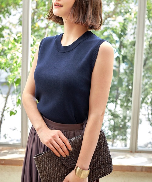 STYLE DELI（スタイルデリ）の「涼感ノースリーブニットトップス（ニット/セーター・レディース・ブラック/ネイビー/ロイヤルブルー/ピンク・MEDIUM）」の3枚目の写真