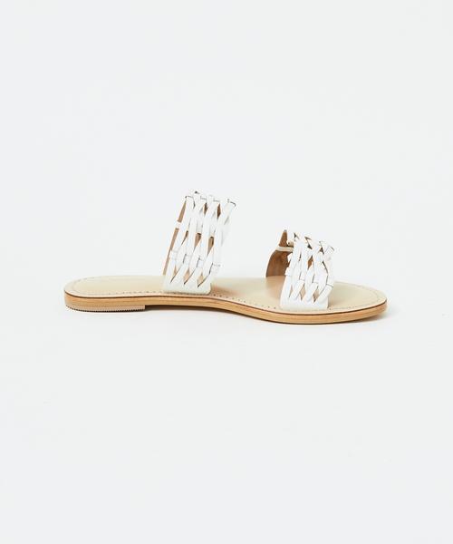 Au BANNISTER（オゥバニスター）の「【販売店舗限定】メッシュベルトサンダル（サンダル・レディース・キャメル/ホワイト/ゴールド・M/S/L）」の10枚目の写真