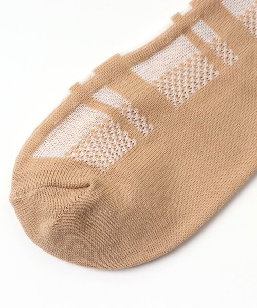 algy（アルジー）の「チェック柄シースルークルーソックス（ソックス/靴下・キッズ・ブラック/ベージュ/オフホワイト・24/21）」の14枚目の写真