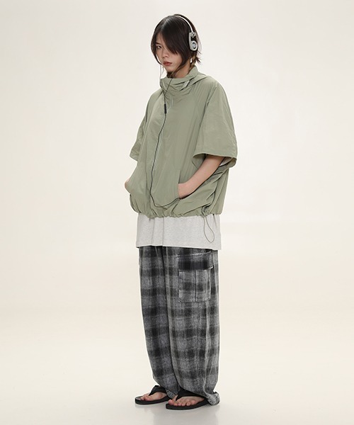 MASONPRINCE(メイソンプリンス)の「フーデットナイロンZIPブルゾン WT4041【MASONPRINCE】(ナイロンジャケット・メンズ・ブラック/ライトカーキ・S/M/L/XL)」の5枚目の写真