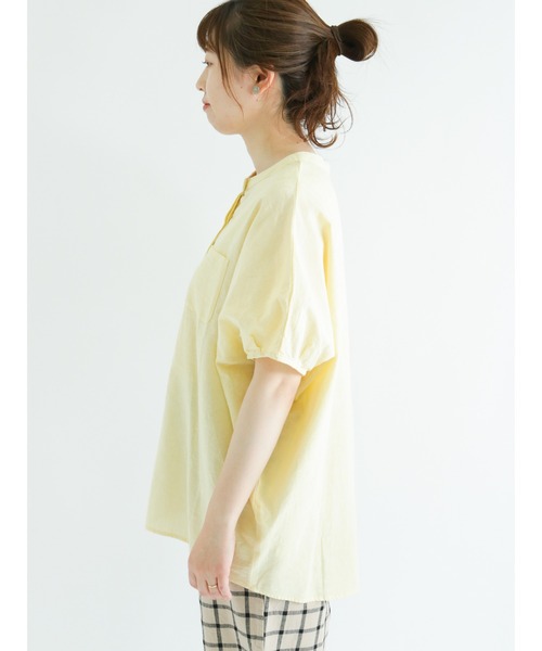 Samansa Mos2（サマンサ モスモス）の「【クールコットン】クルーネック袖タックブラウス（シャツ/ブラウス・レディース・オフホワイト/イエロー/ブルー/チャコール・ﾌﾘ-）」の11枚目の写真