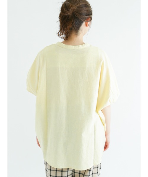 Samansa Mos2（サマンサ モスモス）の「【クールコットン】クルーネック袖タックブラウス（シャツ/ブラウス・レディース・オフホワイト/イエロー/ブルー/チャコール・ﾌﾘ-）」の12枚目の写真