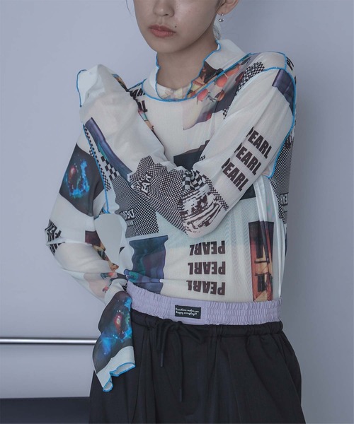 miette(ミエット)の「配色メロープリントチュールシアートップス(Tシャツ/カットソー・レディース・ブラック系その他/ブラウン系その他/マルチ/グリーン/ネイビー/ブルー/オレンジ/ピンク/ライトベージュ/その他/ホワイト系その他/その他1/ライトグリーン/ブルー系その他/ホワイト/オフホワイト/ブラック・FREE)」の2枚目の写真