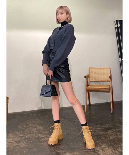 EMODA(エモダ)の「クラッシュリブショートカーディガン(カーディガン/ボレロ・レディース・ブラック/グレー/レッド/ブルー・FREE)」の6枚目の写真