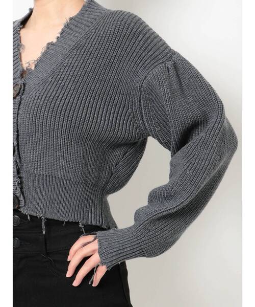 EMODA(エモダ)の「クラッシュリブショートカーディガン(カーディガン/ボレロ・レディース・ブラック/グレー/レッド/ブルー・FREE)」の19枚目の写真