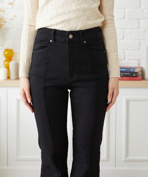 acro（アクロ）の「ハイウエストストレッチフレアーデニム/AC1476（デニムパンツ・レディース・ブラック/ブルー・ﾌﾘ-）」の10枚目の写真