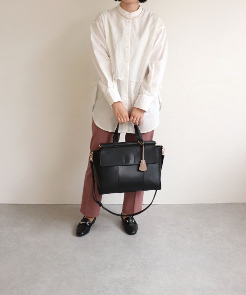 MIAN (ミアン)の「ANNABEL / ダブルフラップA4トートバッグ(トートバッグ・レディース・ブラック/ベージュ/グレー/モカ/ライトベージュ・FREE)」の6枚目の写真