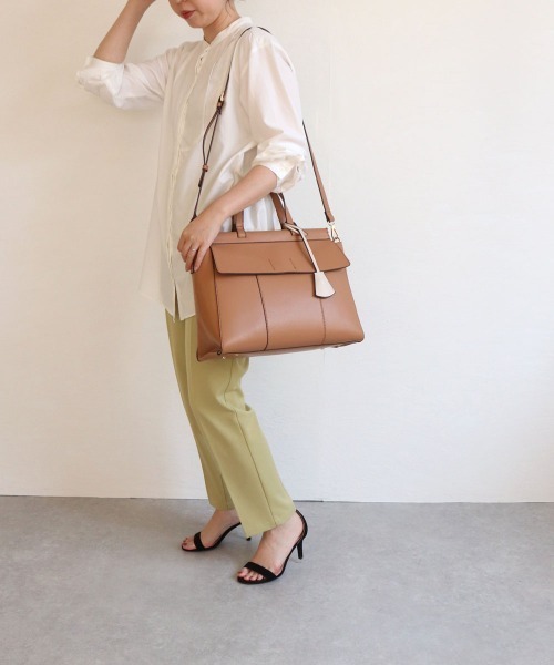 MIAN (ミアン)の「ANNABEL / ダブルフラップA4トートバッグ(トートバッグ・レディース・ブラック/ベージュ/グレー/モカ/ライトベージュ・FREE)」の11枚目の写真