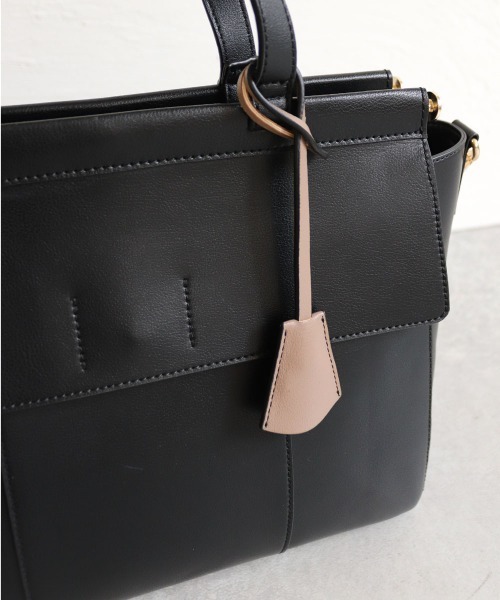 MIAN (ミアン)の「ANNABEL / ダブルフラップA4トートバッグ(トートバッグ・レディース・ブラック/ベージュ/グレー/モカ/ライトベージュ・FREE)」の21枚目の写真