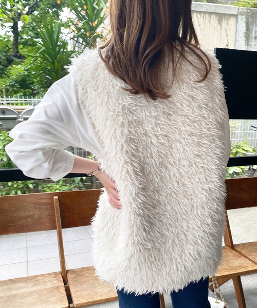 MLI'A(エムリア)の「エコファー/ベスト(ベスト・レディース・アイボリー/ブラウン/ブラック・M)」の9枚目の写真