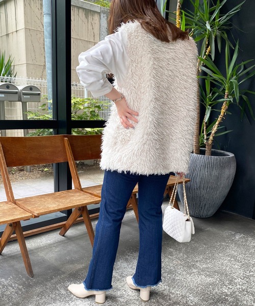 MLI'A(エムリア)の「エコファー/ベスト(ベスト・レディース・アイボリー/ブラウン/ブラック・M)」の10枚目の写真