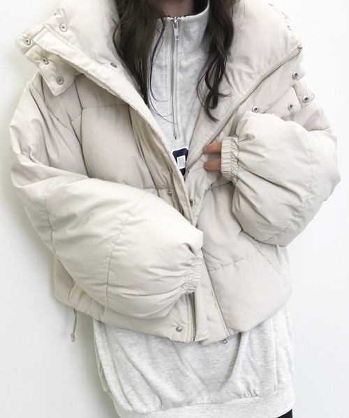 INGNI(イング)の「BIGフードエコダウン(ダウンジャケット/コート・レディース・アイボリー/ブラック/ライトベージュ/ピンク・M)」の17枚目の写真