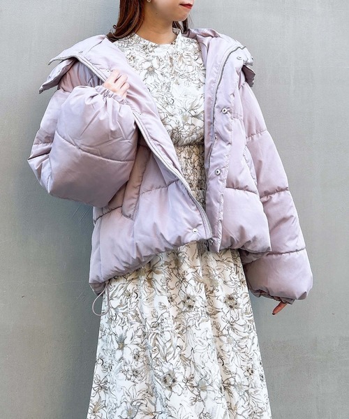 INGNI(イング)の「BIGフードエコダウン(ダウンジャケット/コート・レディース・アイボリー/ブラック/ライトベージュ/ピンク・M)」の8枚目の写真