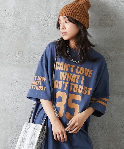 GEVS.（ジェイヴィス）の「＜大きいサイズ＞ 綿100％ビッグシルエットロゴプリントTシャツ GEVS.（Tシャツ/カットソー・レディース・ネイビー/ブラック・L/3L/LL/5L/4L）」の7枚目の写真