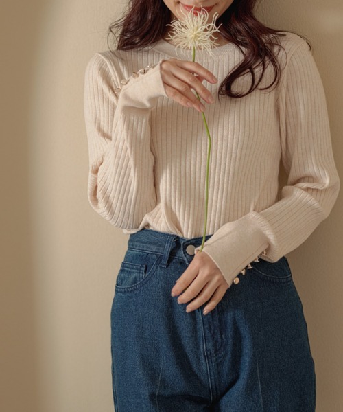 mysty woman（ミスティウーマン）の「【WEB限定】プチプラソデボタンプルオーバー 166505（ニット/セーター・レディース・ブラック/ベージュ/ブラウン/ブルー/グリーン/ボルドー/アイボリー・FREE）」の2枚目の写真