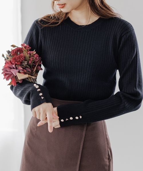 mysty woman（ミスティウーマン）の「【WEB限定】プチプラソデボタンプルオーバー 166505（ニット/セーター・レディース・ブラック/ベージュ/ブラウン/ブルー/グリーン/ボルドー/アイボリー・FREE）」の3枚目の写真