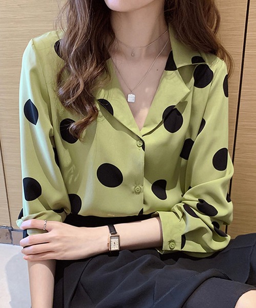Amulet（アミュレット）の「ドット柄ブラウス（シャツ/ブラウス・レディース・ブラック/ベージュ/グリーン・M/L/XL）」の3枚目の写真