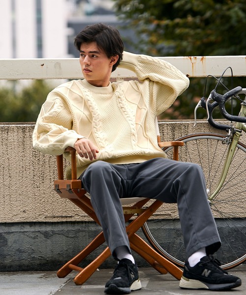 BARK MANHATTAN（バークマンハッタン）の「【ウォッシャブル×抗ピリング】5Gケーブルニット ビッグシルエットクルーネックセーター（ニット/セーター・メンズ・ブラック/グリーン/モカ/グレー/アイボリー・L/M）」の15枚目の写真