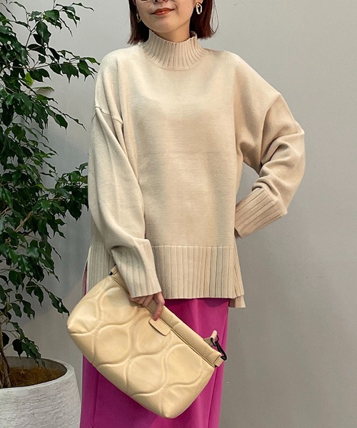 un dix cors(アンディコール)の「もっちりミドルネックニット(ニット/セーター・レディース・ブラック/オレンジ/グリーン/アイボリー・FREE)」の5枚目の写真