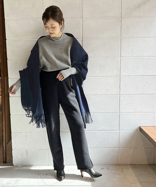 plage（プラージュ）の「【FULADD/フラード】 ECO SUEDE ストール（マフラー・レディース・ネイビー・FREE）」の7枚目の写真