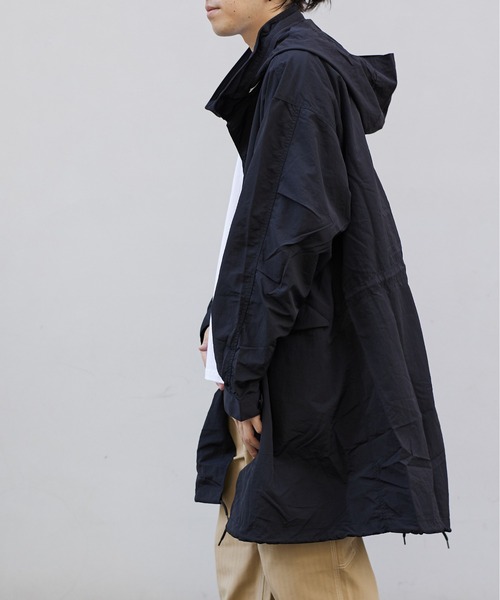 UNIVERSAL OVERALL（ユニバーサルオーバーオール）の「撥水 オーバーコート【OVER COAT】（ナイロンジャケット・メンズ・ブラック/オリーブ/ベージュ・S/M/L）」の9枚目の写真