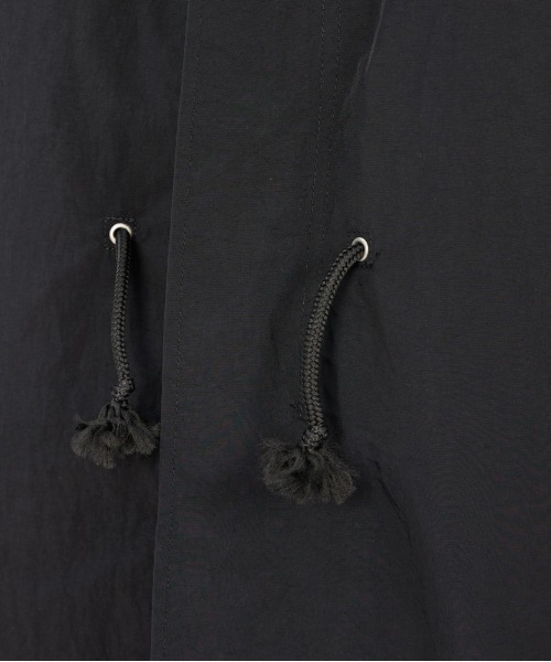 UNIVERSAL OVERALL（ユニバーサルオーバーオール）の「撥水 オーバーコート【OVER COAT】（ナイロンジャケット・メンズ・ブラック/オリーブ/ベージュ・S/M/L）」の18枚目の写真