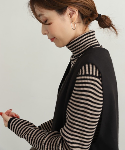 URBAN RESEARCH DOORS(アーバンリサーチドアーズ)の「ボーダーリブタートル(ニット/セーター・レディース・モカ/チャコールグレー・MEDIUM)」の20枚目の写真