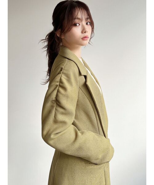 RESEXXY（リゼクシー）の「ショルダーギャザーツイードミディジャケット【セットアップ着用可能】（テーラードジャケット・レディース・アイボリー/ブラック/グリーン・FREE）」の21枚目の写真