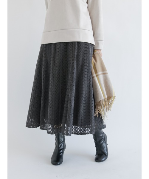 Te chichi（テチチ）の「起毛レースフレアスカート（スカート・レディース・チャコール/オフホワイト・ﾌﾘ-）」の2枚目の写真