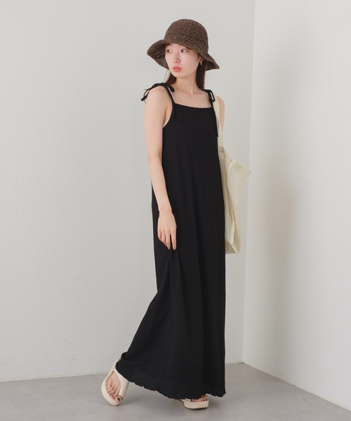 Kastane（カスタネ）の「【サイズ展開あり】ジャガードレースキャミワンピース（ワンピース・レディース・ブラック/オフホワイト・0/1）」の4枚目の写真