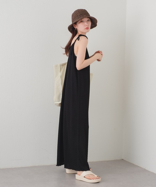 Kastane（カスタネ）の「【サイズ展開あり】ジャガードレースキャミワンピース（ワンピース・レディース・ブラック/オフホワイト・0/1）」の5枚目の写真