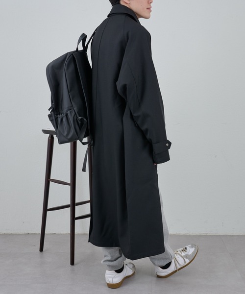 COLONY 2139（コロニートゥーワンスリーナイン）の「テックツイルオーバーステンカラーコート（ステンカラーコート・メンズ・ブラック/ブラウン・MEDIUM/LARGE）」の13枚目の写真
