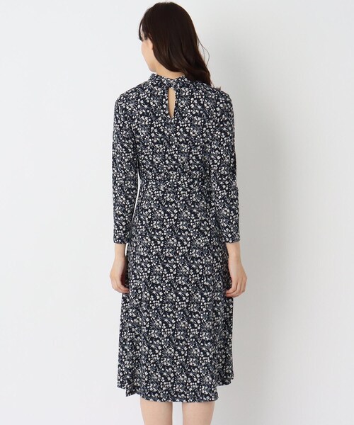 LAURA ASHLEY(ローラアシュレイ)の「【洗える】エルジン柄マットジャージワンピース(ワンピース・レディース・ネイビー系6・40/38)」の5枚目の写真