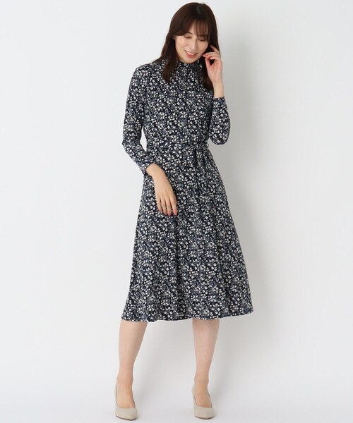 LAURA ASHLEY(ローラアシュレイ)の「【洗える】エルジン柄マットジャージワンピース(ワンピース・レディース・ネイビー系6・40/38)」の6枚目の写真