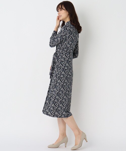 LAURA ASHLEY(ローラアシュレイ)の「【洗える】エルジン柄マットジャージワンピース(ワンピース・レディース・ネイビー系6・40/38)」の10枚目の写真