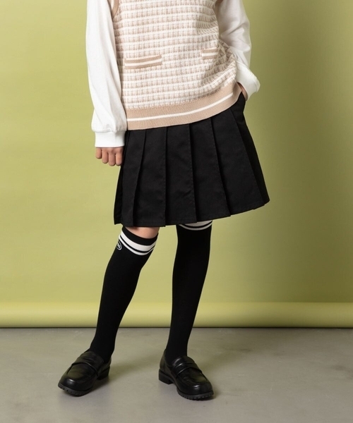 a.v.v（アーヴェヴェ）の「[100-130]インナーパンツ付きプリーツスカート（スカート・キッズ・ブラック/ピンク・120/130/100/110）」の2枚目の写真