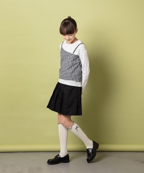 a.v.v（アーヴェヴェ）の「[100-130]インナーパンツ付きプリーツスカート（スカート・キッズ・ブラック/ピンク・120/130/100/110）」の4枚目の写真