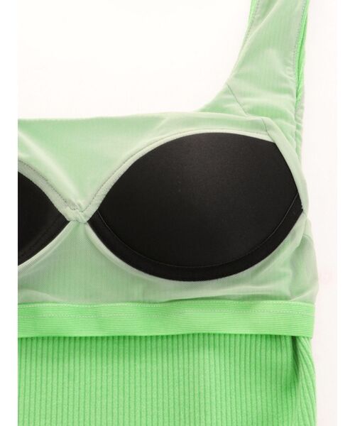 ELENDEEK（エレンディーク）の「スクエアーネックパッドカットソー（タンクトップ・レディース・オフホワイト/ブラック/グリーン/ベージュ・FREE）」の22枚目の写真