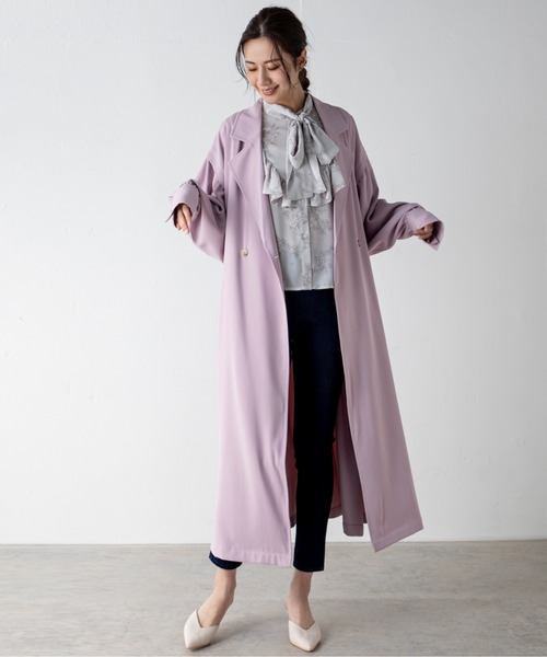 MILLION CARATS（ミリオンカラッツ）の「袖のボリュームとバックスタイルが特徴のフレアトレンチコート（トレンチコート・レディース・ベージュ/パープル・FREE）」の20枚目の写真