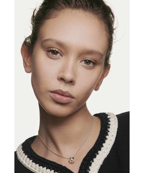 CHANEL(シャネル)の「ル ブラン ブライトニング コンパクト (リフィル) パウダリー ファンデーション(つややかな仕上がり) 輝きを長時間キープ – 肌を保護 – 気温の変化などによる影響から肌を守る SPF 25/PA+++(ファンデーション・レディース・BD01/BD21/BR12/BR22/B20/B30/B10・FREE)」の22枚目の写真