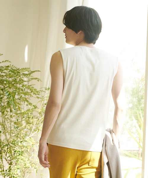 Blue Standard （ブルースタンダード）の「【BLUE STANDARD/ブルースタンダード】抗菌防臭 テレコ素材使用 リブ ノースリーブ インナー Vネック（タンクトップ・メンズ・ホワイト/ブラック/杢グレー・MEDIUM/LARGE/X-LARGE）」の8枚目の写真