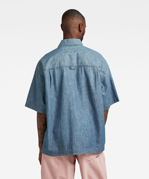 G-STAR（ジースター）の「BOXY FIT SHIRT/オーバーサイズデニムシャツ/ボクシーフィットシャンブレーシャツ（シャツ/ブラウス・メンズ・インディゴブルー・SMALL/LARGE/X-SMALL/MEDIUM/X-LARGE）」の3枚目の写真