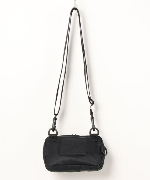 HUNTER（ハンター）の「《HUNTER》nylon keeper phone pouch（ボディバッグ/ウエストポーチ・メンズ・ブラック・フリー）」の4枚目の写真