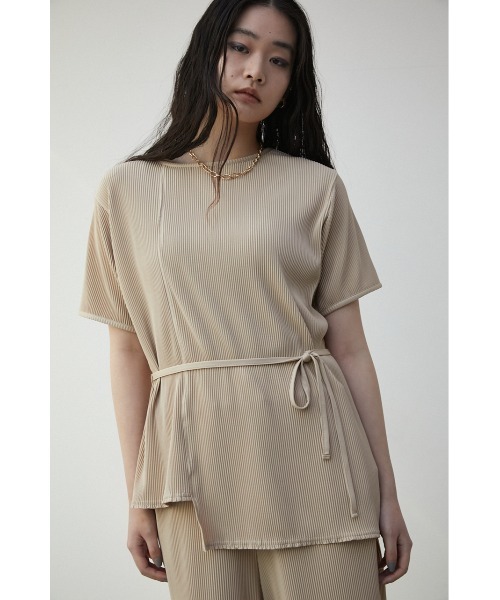 AZUL by moussy(アズールバイマウジー)の「PLEATS DESIGN TOPS/プリーツデザイントップス(Tシャツ/カットソー・レディース・ライトブルー/ベージュ/ブラック・MEDIUM/SMALL)」の6枚目の写真