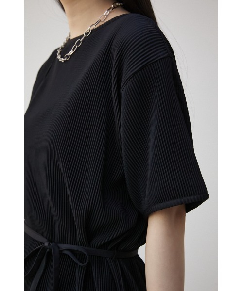 AZUL by moussy(アズールバイマウジー)の「PLEATS DESIGN TOPS/プリーツデザイントップス(Tシャツ/カットソー・レディース・ライトブルー/ベージュ/ブラック・MEDIUM/SMALL)」の19枚目の写真